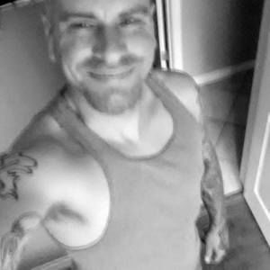 Meet your Posher, Dustin